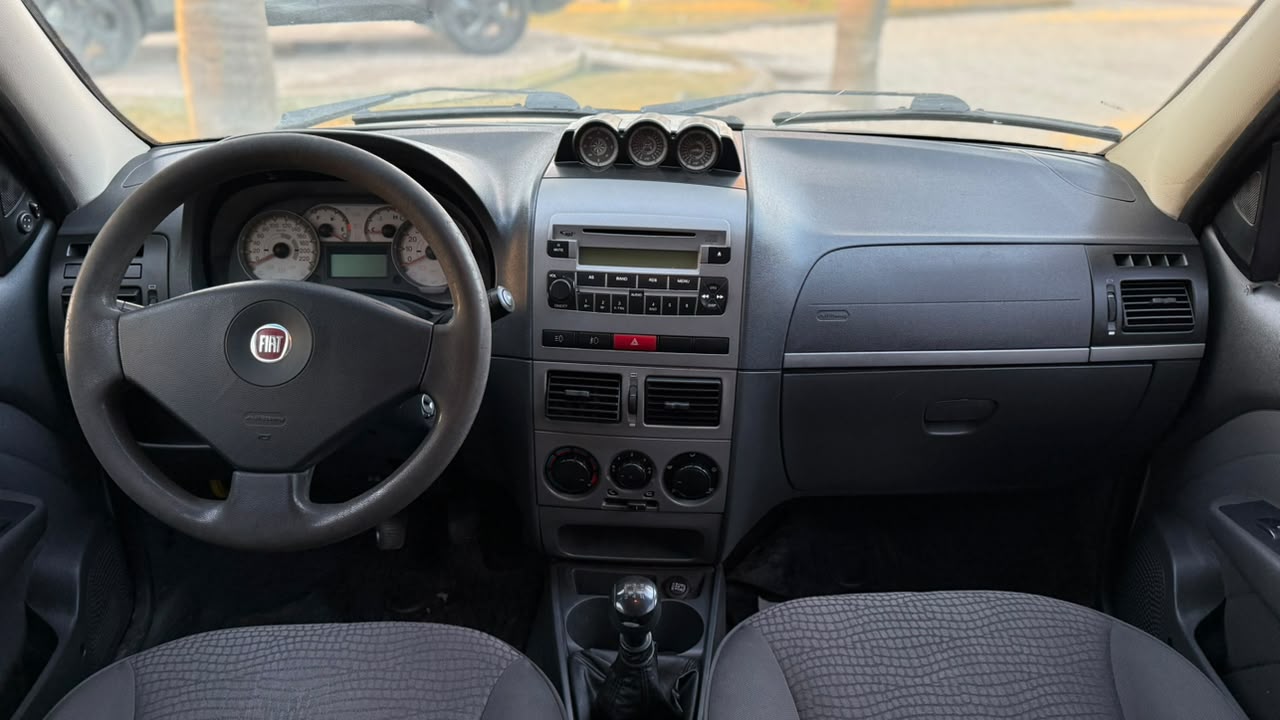 FIAT - STRADA  ADUENTURE  1.6 - MANUAL  - 2011